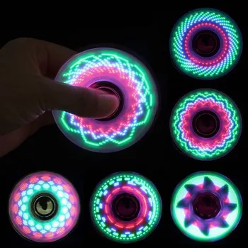 Noc Hračka Fidget Spinner odbúranie Stresu Hračka 18 Multi-styling Farebné Svetelné Detí Novinka Hračka pre Deti LED Hračka