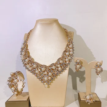Žena Šperky Set Pokovovanie Skutočné Zlato Faux Kameň Náhrdelník Faux Perly Luxusnom Štýle Náramok Krúžok Doprava Zadarmo na Nigéria